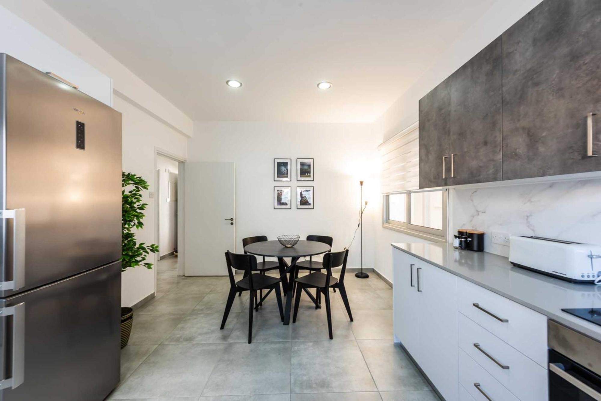Kition City Apartments - Central Location Ларнака Экстерьер фото